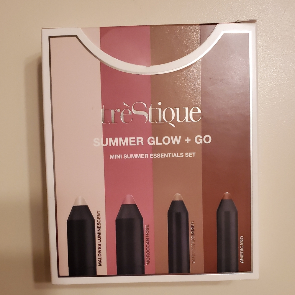 Trestique summer on the glow set